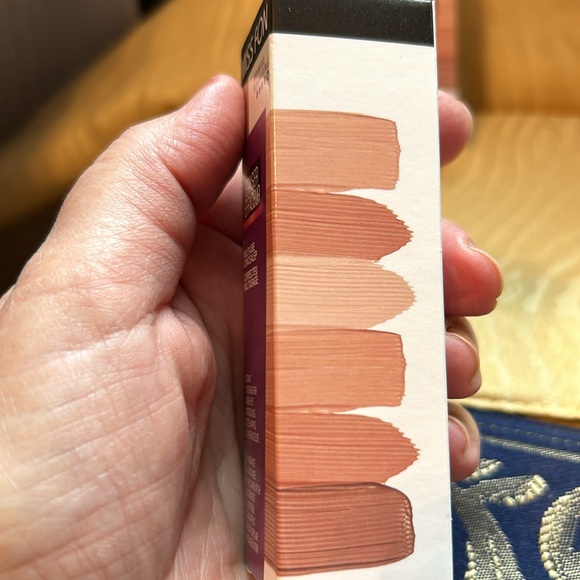 New Miss Fon concealer Eraser - Picture 7 of 10